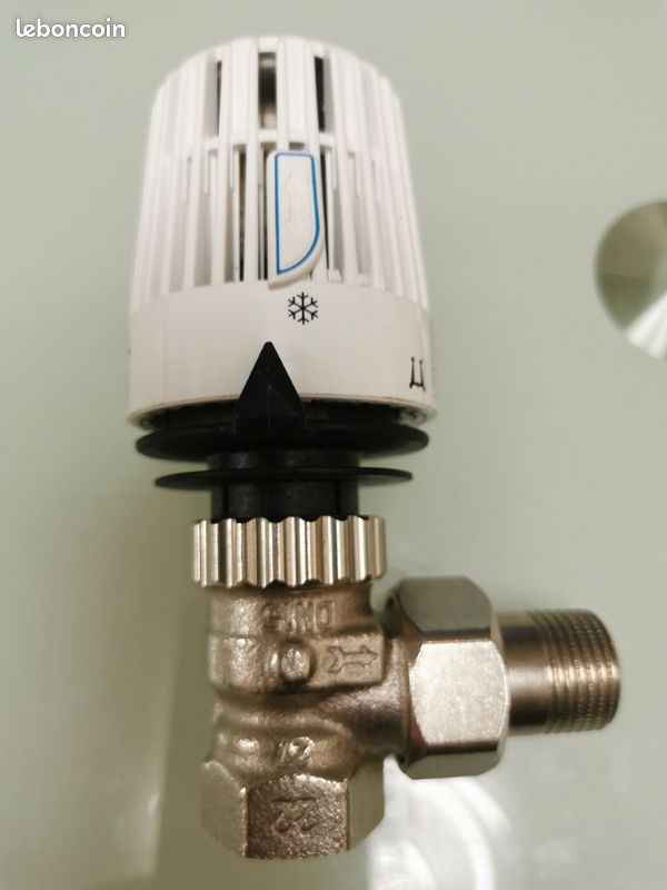 Robinet thermostatique de radiateur 15x21 (image 4)