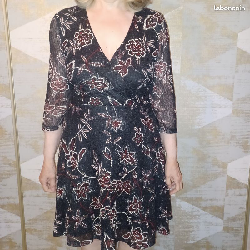 Robe Jacqueline Riu Grise Taille 40 - Occasion En Très Bon état, Style Broderie élégante