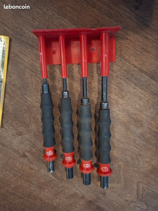 Lot de 4 chasses goupille facom (image 1)