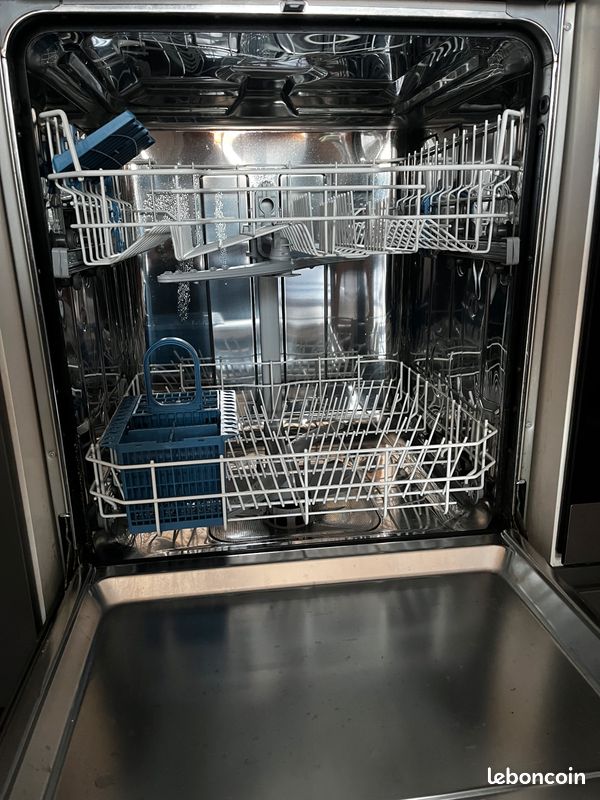 Lave vaisselle Indesit (image 2)