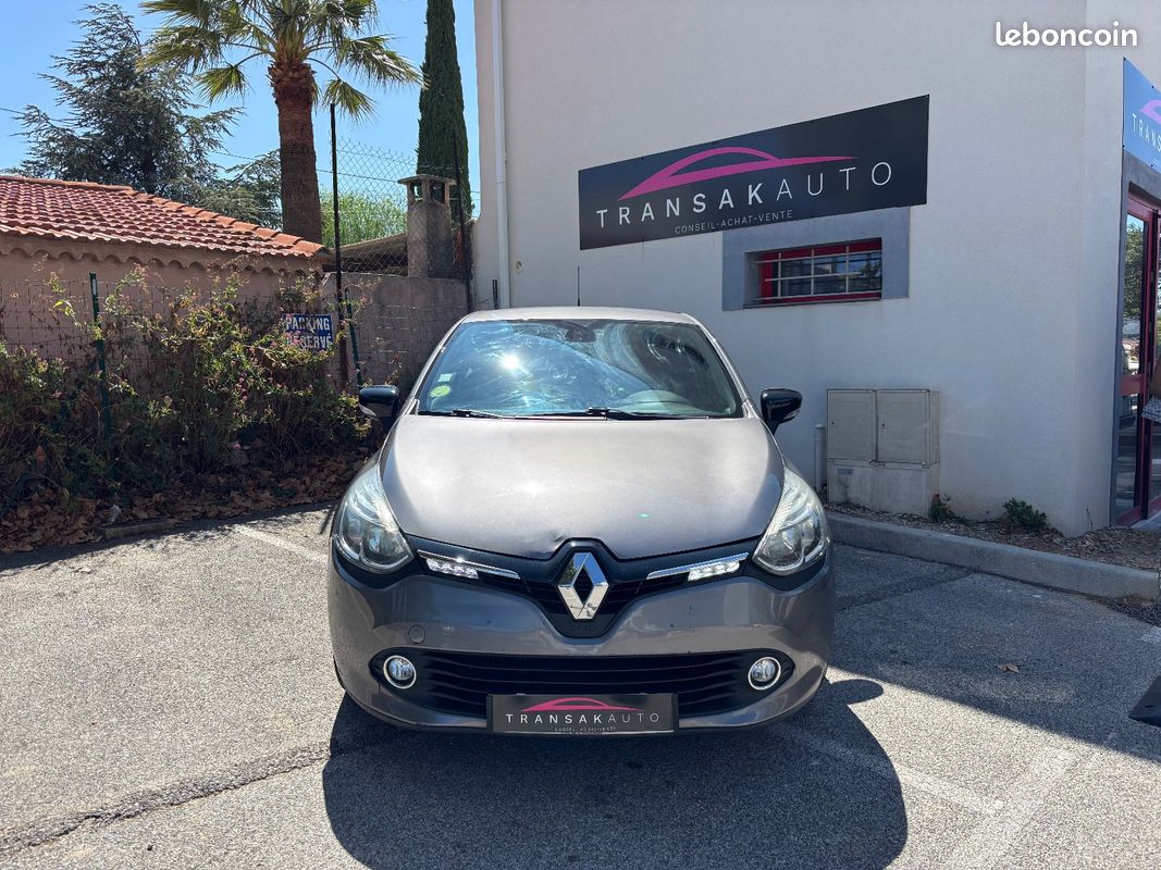 RENAULT CLIO IV dCi 90 eco2 Limited 90g (image 2)