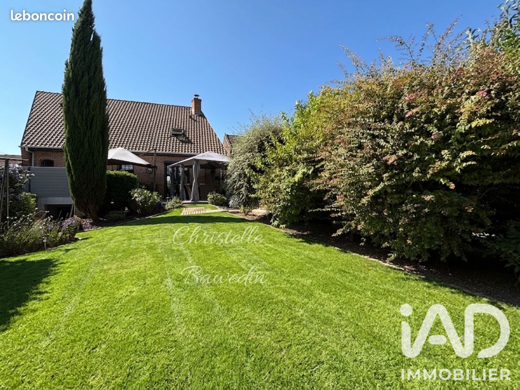 Maison 6 pièces 122 m² · à Douvrin · 122 m² · 320 000 €