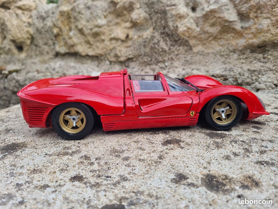 Miniature Ferrari 330 P4 Spider Cabriolet Rouge - échelle 1/18, Jouef Evolution, Zamac, état D'occasion Sans Boîte