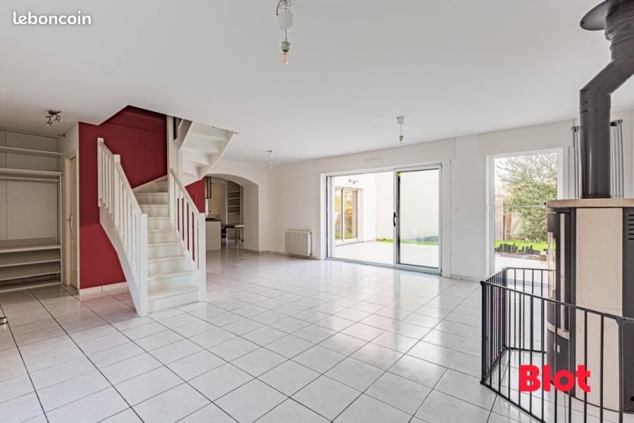Maison 6 pièces 137 m² · à Thouaré-sur-Loire · 137 m² · 383 250 €