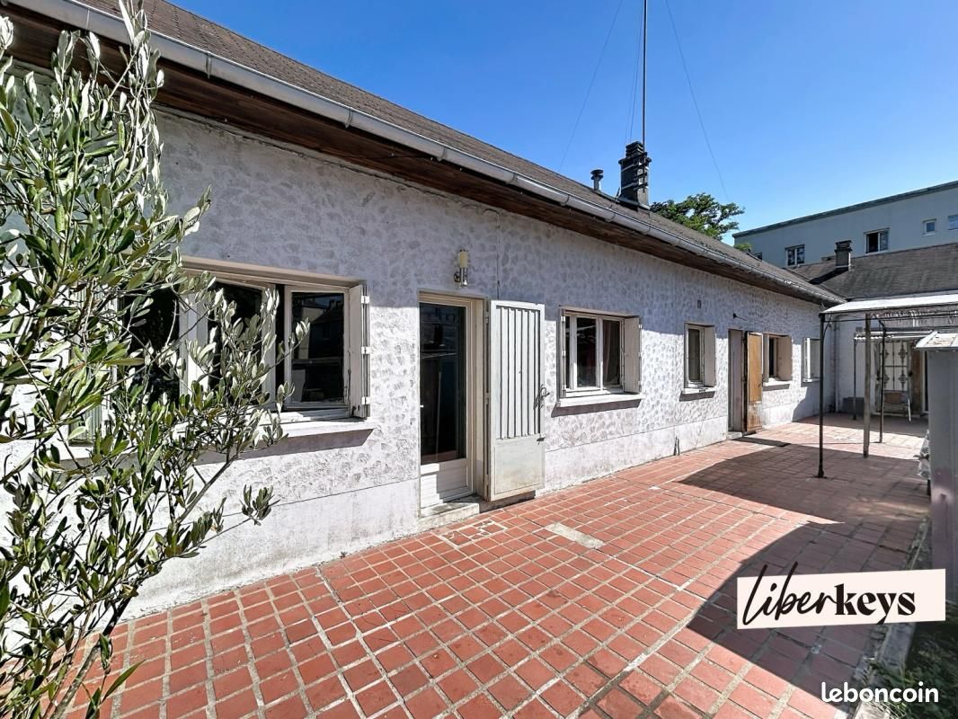 Maison 5 pièces 92 m² · à Orléans · 92 m² · 149 900 €