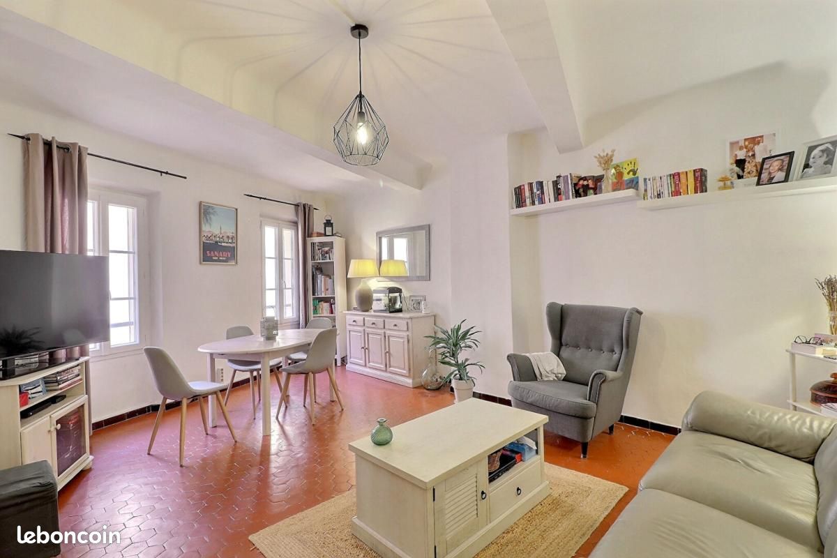 Appartement 3 pièces 76 m² · à Sanary sur Mer · 76 m² · 390 000 €