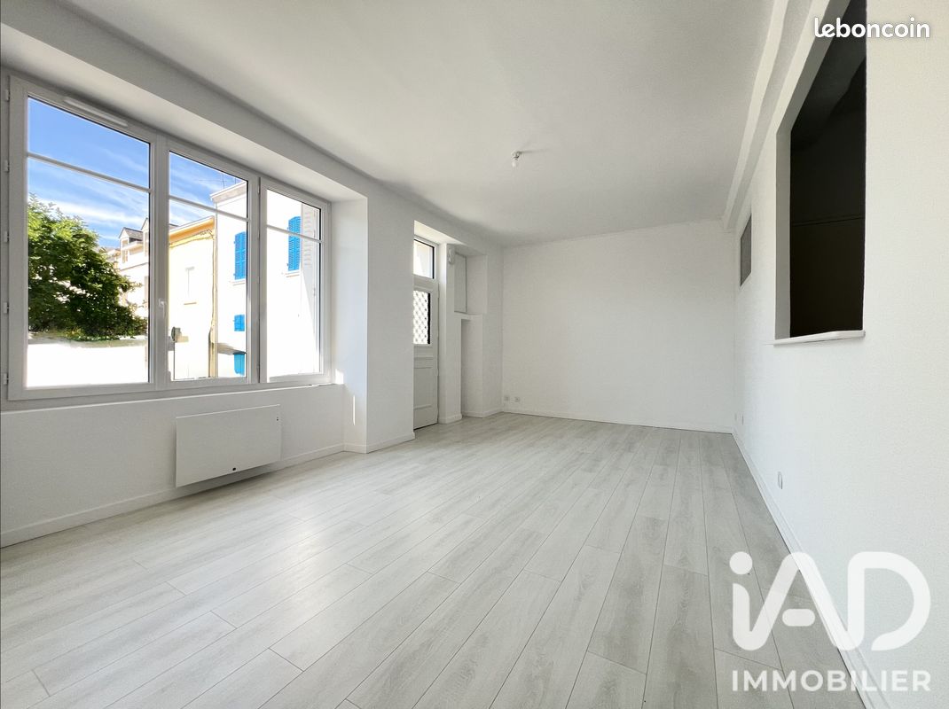 Appartement 2 pièces 50 m² · à Évron · 50 m² · 600 €