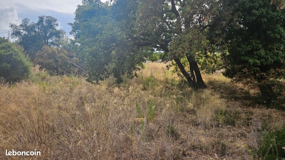 Terrain 559 m² Frejus · à Fréjus · 240 000 €