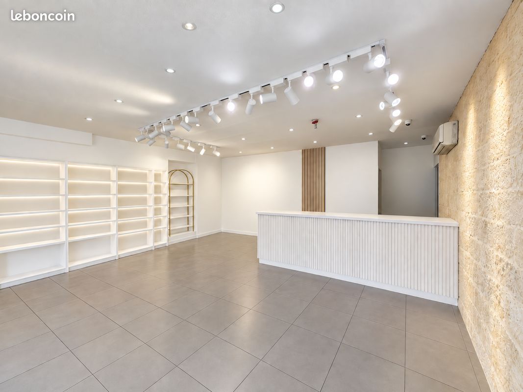 Local commercial 3 pièces 90 m² · à Montpellier · 90 m² · 1 400 €/mois