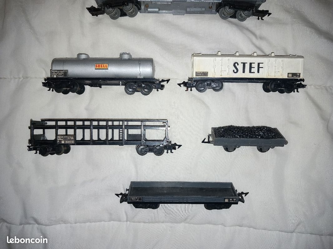 Lot de wagons voyageurs et marchandise "Jouef" vintage (image 4)