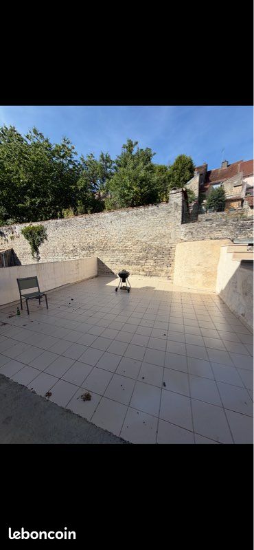 Maison 5 pièces 100 m² · à Neufchâteau · 100 m² · 690 €