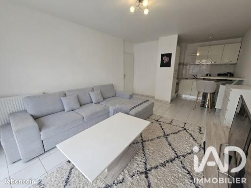 Appartement 3 pièces 59 m² · à Poissy · 59 m² · 245 000 €