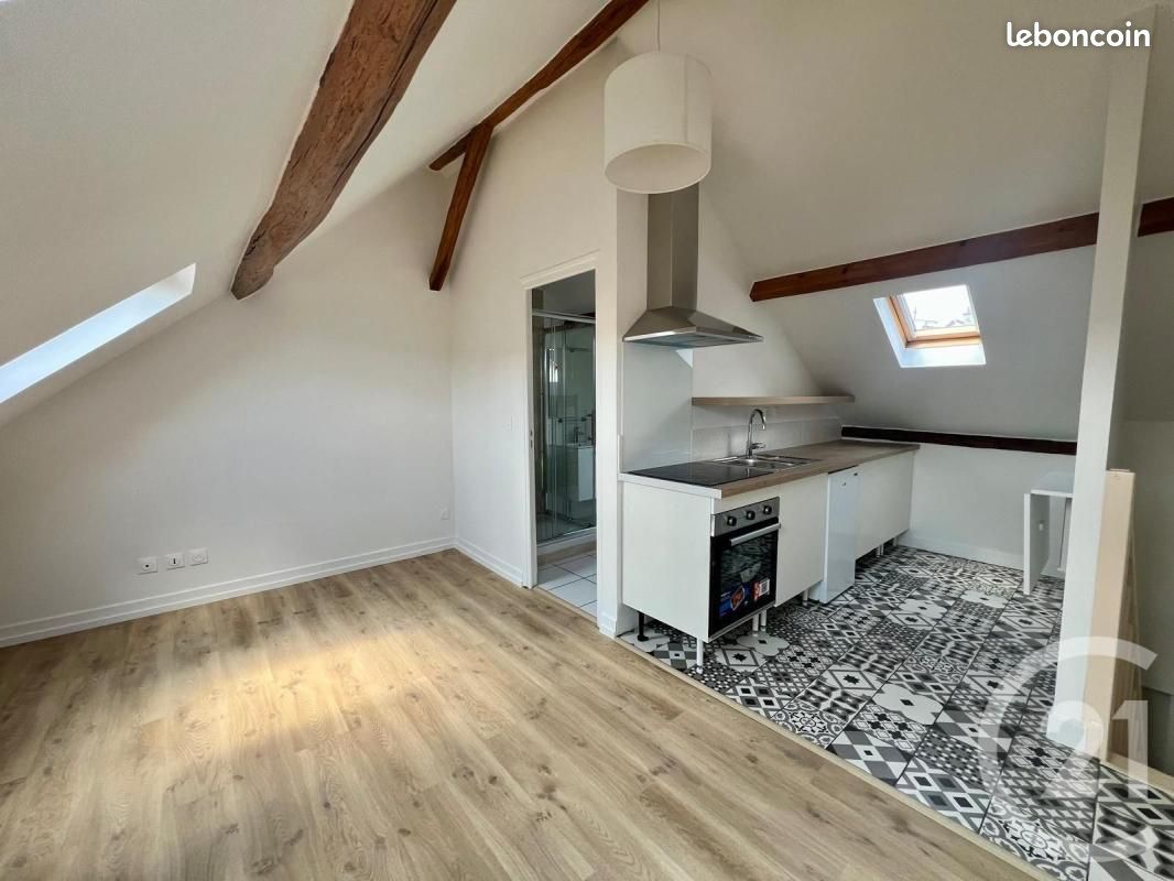 Appartement 1 pièce 15 m² · à Dammartin-en-Goële · 15 m² · 650 €/mois