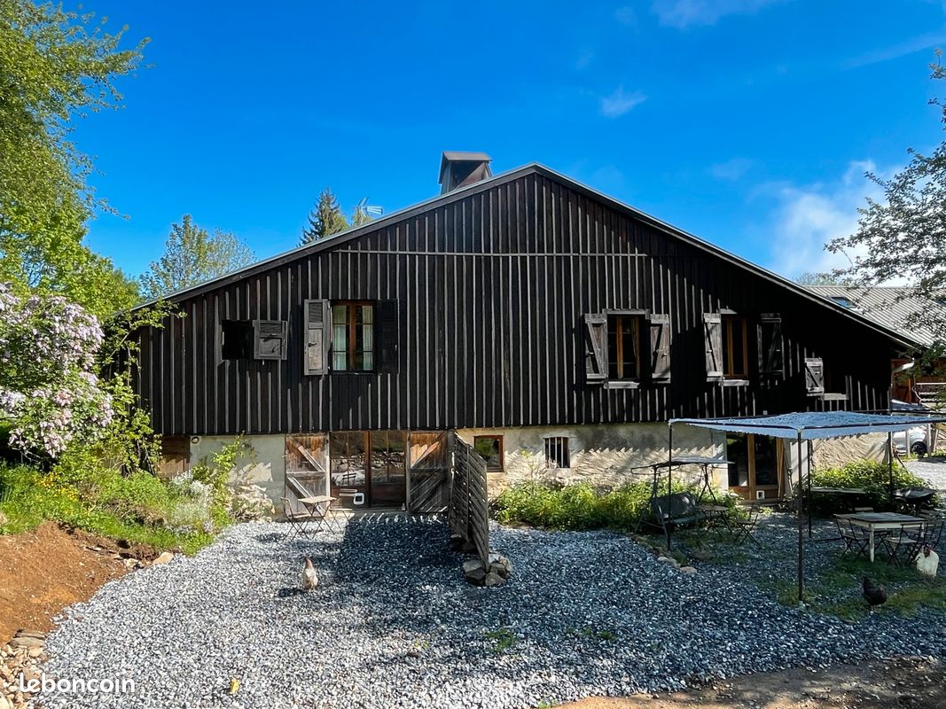 Maison 8 pièces 172 m² · à Mont-Saxonnex · 172 m² · 565 000 €