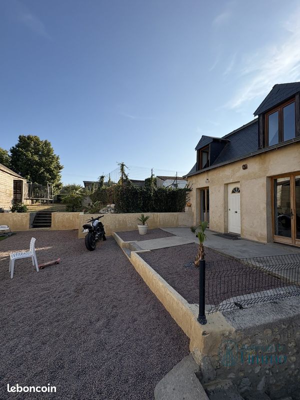 Maison 6 pièces 139 m² · à Doué-en-Anjou · 139 m² · 228 000 €