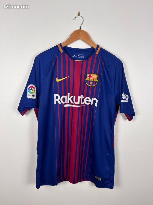 Maillot de foot Nike taille L - Barca domicile saison 2017/2018 flocage Suarez 9 - Vêtements