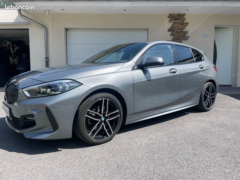 BMW 118i serie 1 (image 1)