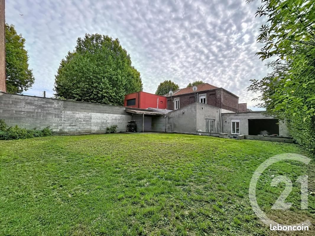 Maison 6 pièces 159 m² · à Roubaix · 159 m² · 349 000 €
