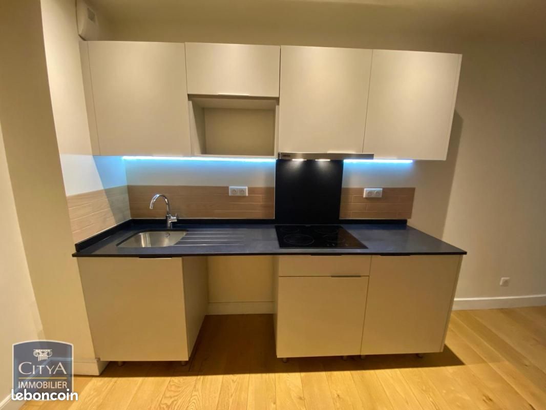 Appartement 3 pièces 63 m² · à Toulon · 63 m² · 723 €/mois