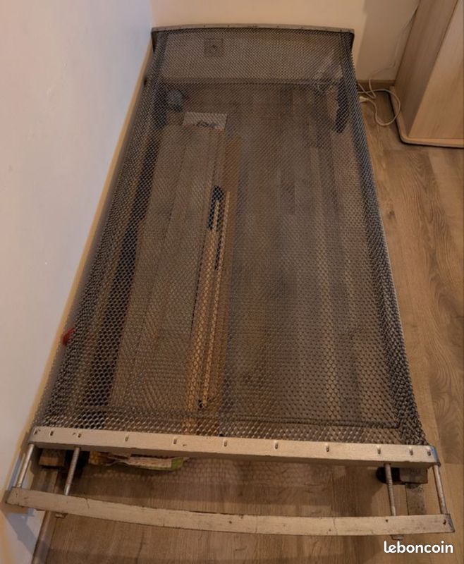 Sommier métallique avec son matelas (image 6)