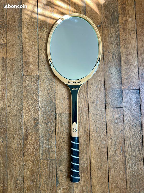 Miroir raquette de tennis vintage et sa balle - Décoration