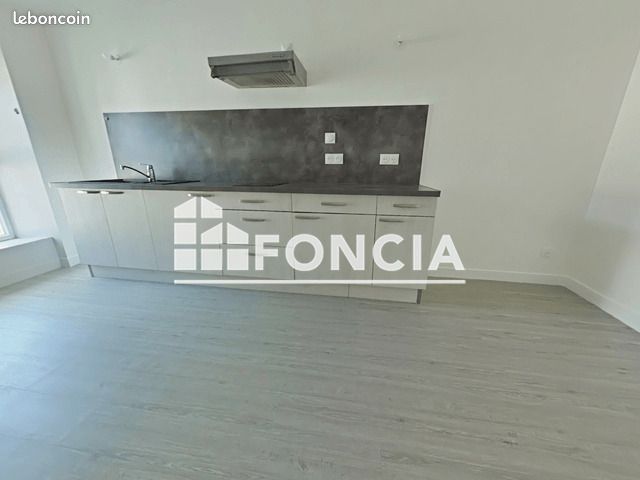 Appartement 1 pièce 37 m² · à Cozes · 37 m² · 445 €