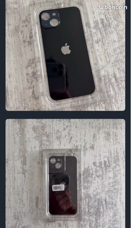 Vitre Arrière Pour IPhone 13 Avec Trou Noir Et Adhésif - Neuf, Marque Globalstock, Origine France