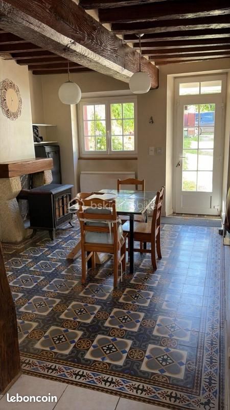 Maison 5 pièces 110 m² · à Thorigny-sur-Oreuse · 110 m² · 148 000 €
