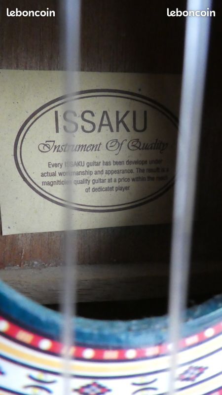 Ukulélé de marque ISSAKU + la méthode par Cyril Lefebvre (image 10)