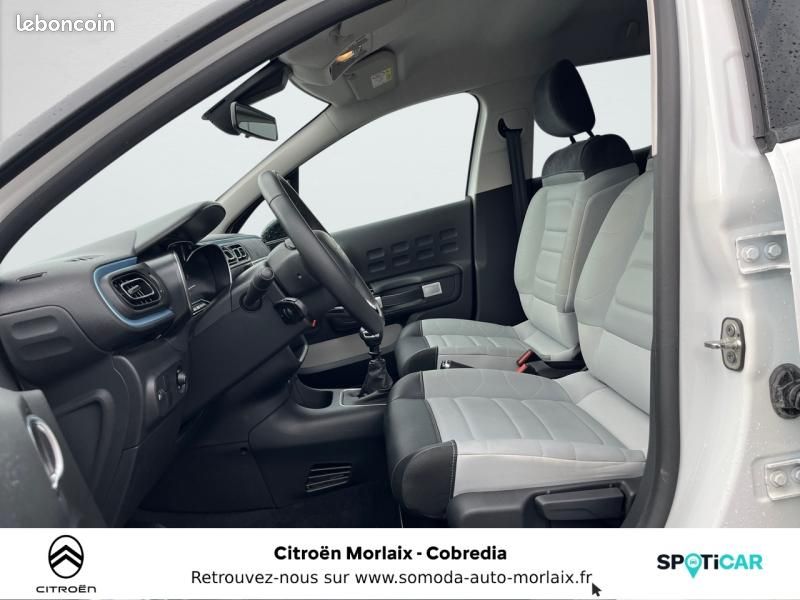 Citroen C3 1.2 PureTech 110ch S&S ELLE (image 9)