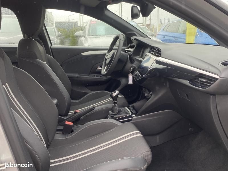 Opel Corsa 1.2 Turbo 100ch GS (image 9)