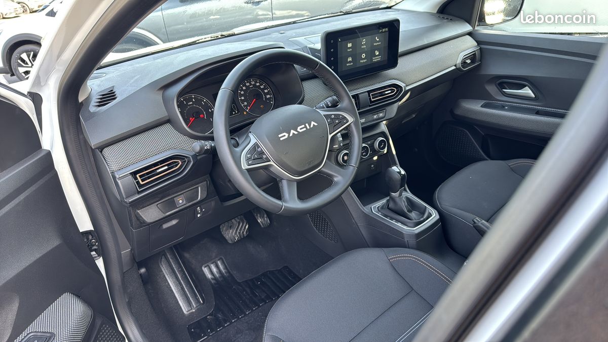 Dacia SANDERO 1.0 TCE 90CH STEPWAY EXPRESSION CVT -24 (image 11)