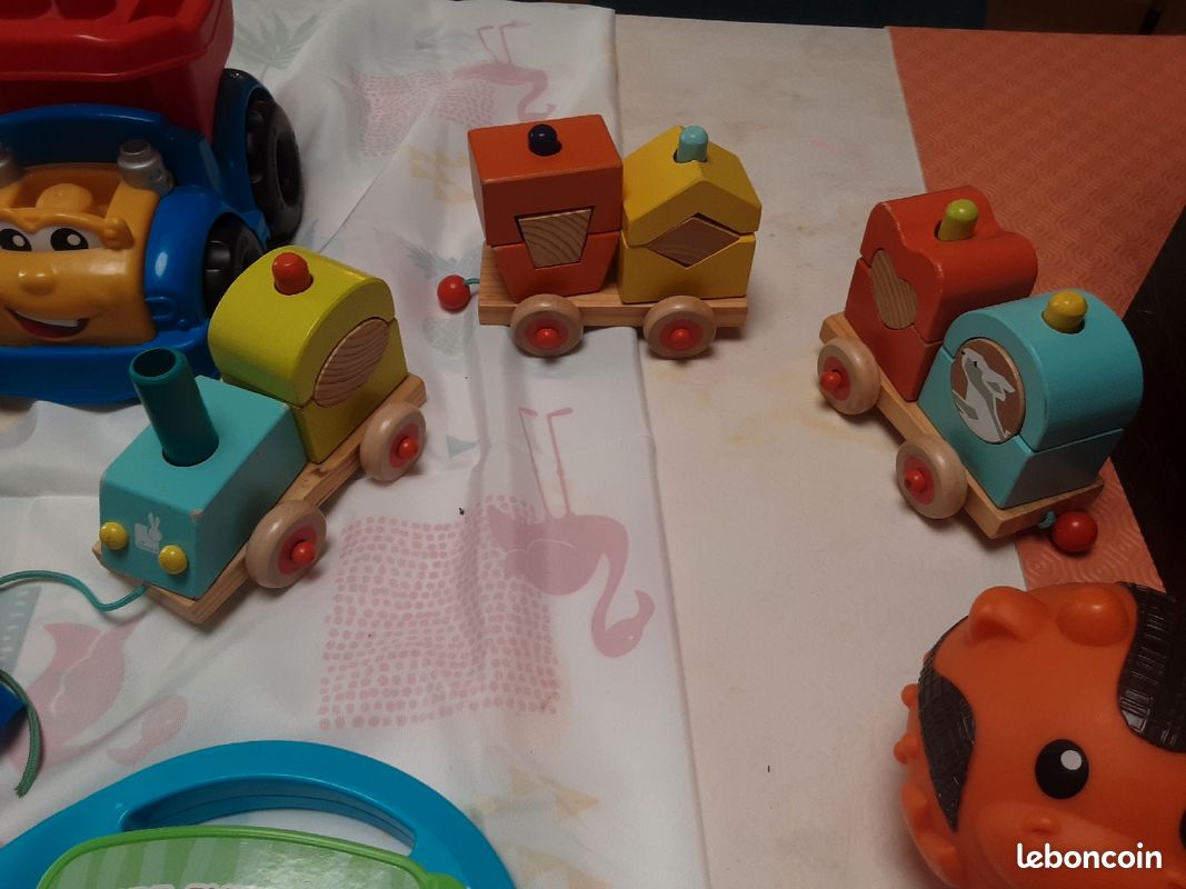 Lot Jouets premier âge (image 2)