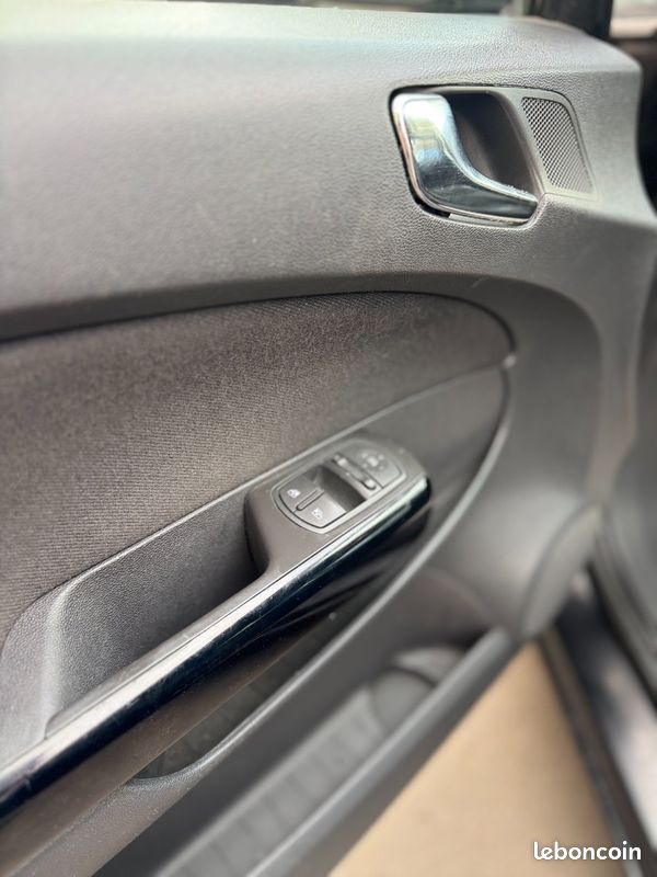 Opel Corsa D 1.3 CDTI 95 CH STOP/START EDITION (CARPLAY) (image 12)