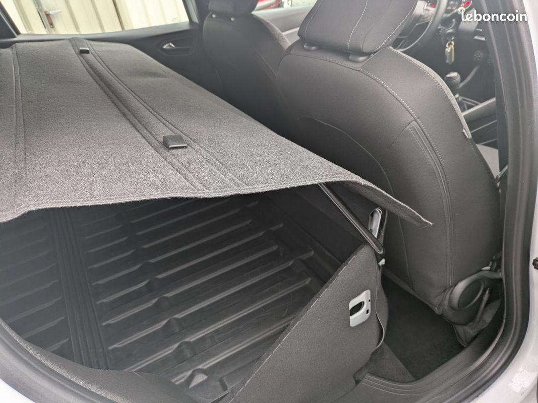 Renault clio v societe 1.5 bluedci 85ch 5p bvm6 (image 4)
