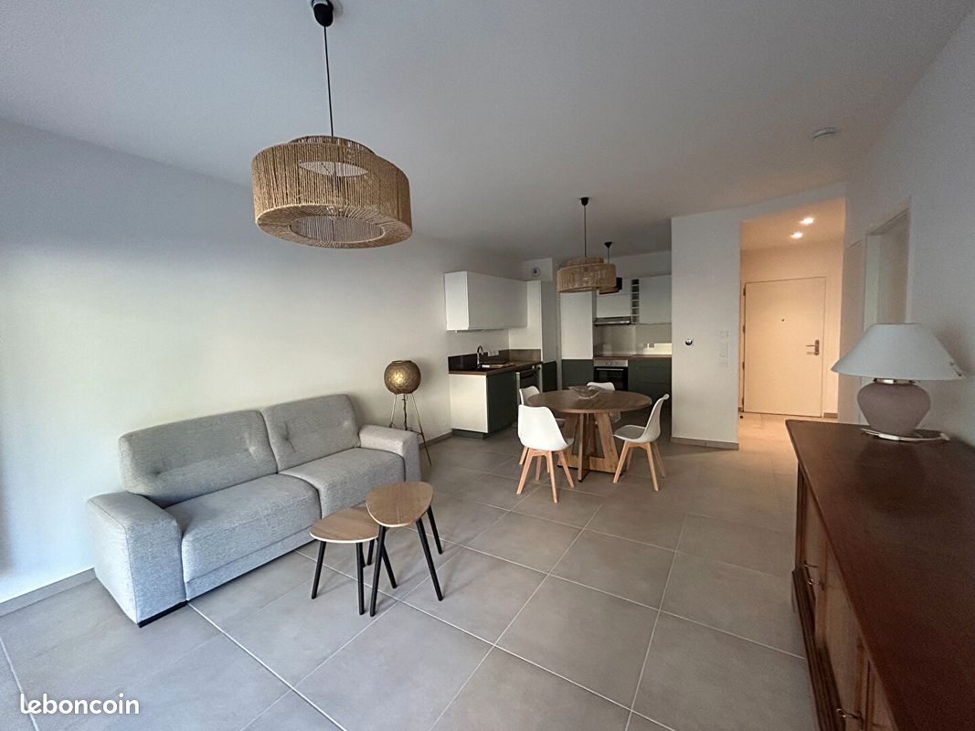 Appartement 2 pièces 53 m² · à Aix-les-Bains · 53 m² · 1 070 €/mois