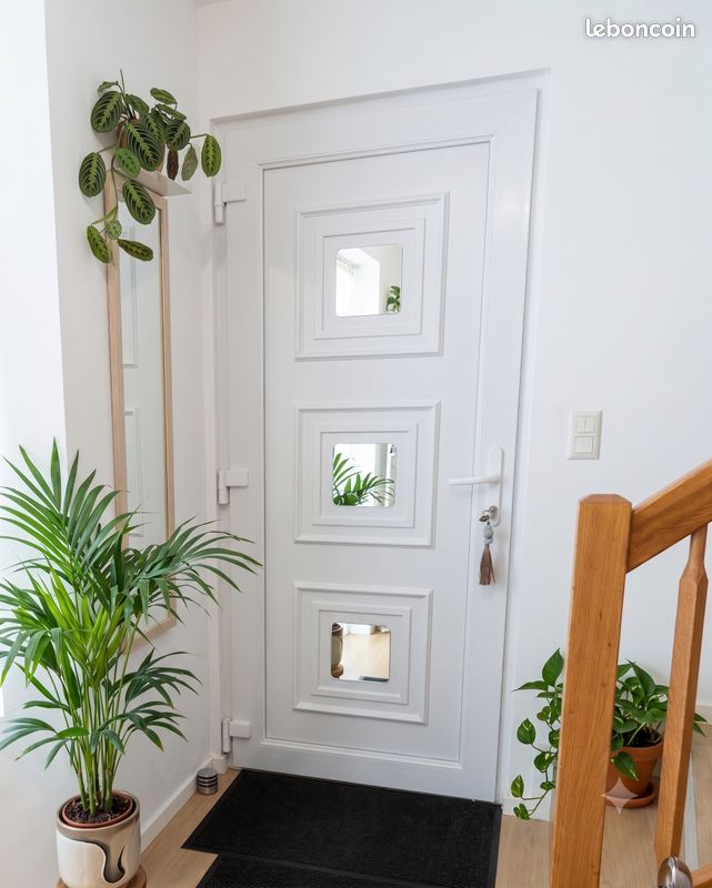 Panneau de porte d'entrée blanc PVC et bois – 193,5 x 70 cm (image 2)