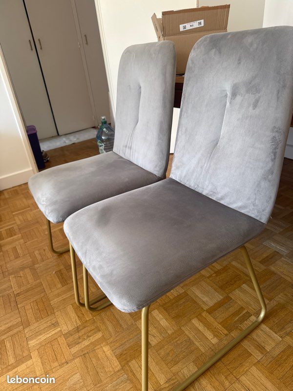 Chaise velours gris taupe dorée (image 5)