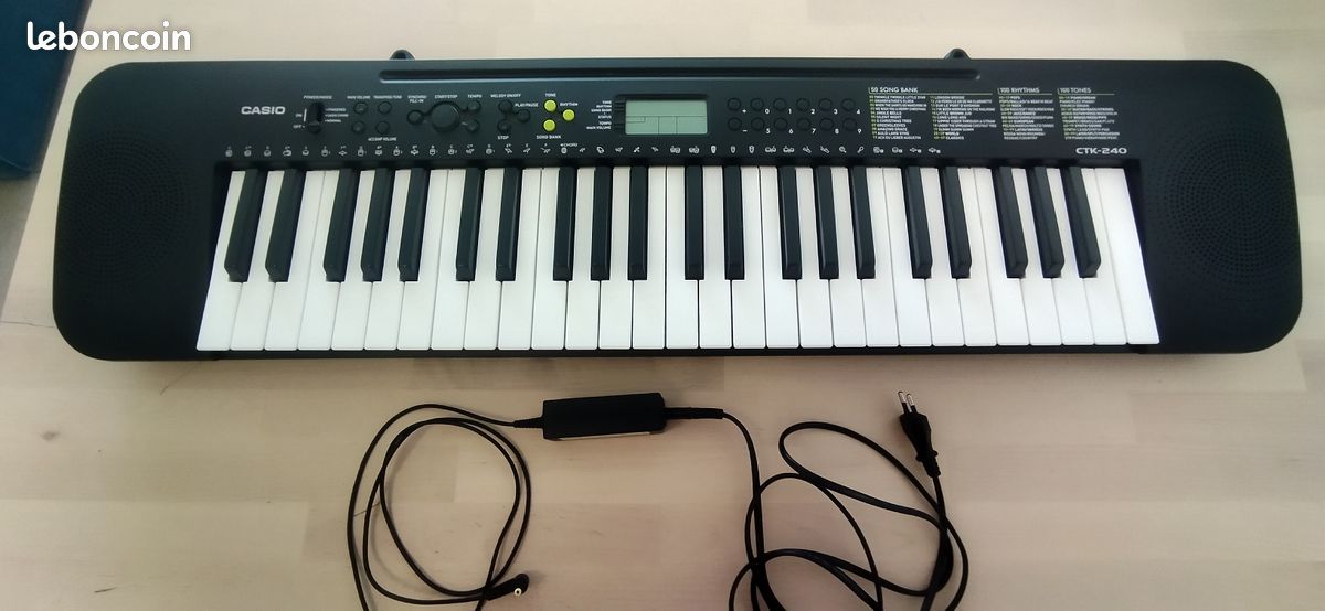 Clavier Casio CTK-240 (image 1)