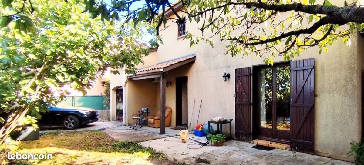 Maison 4 pièces 90 m² · à Saint-Pierre-de-Chandieu · 90 m² · 349 000 €