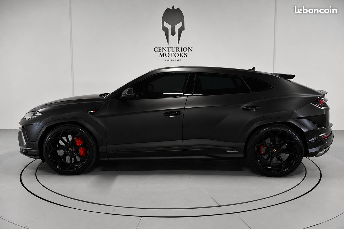 Lamborghini urus performante (image 6)