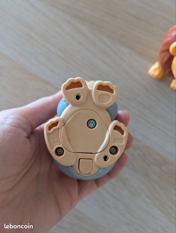 Lot jouets d'éveil bébé (image 12)