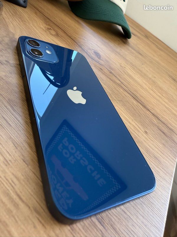 IPhone 12 (image 3)