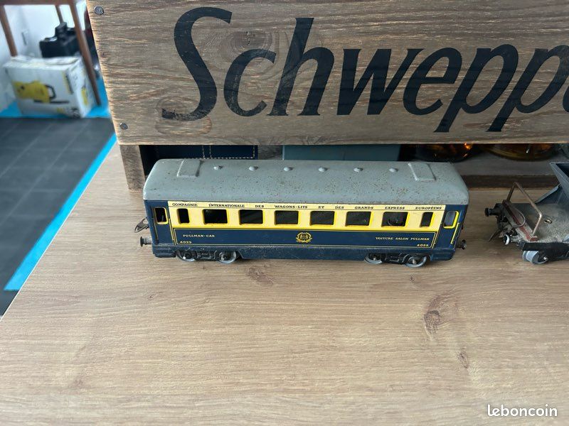 Lot De Wagons Et Rails Anciens Pullman Et JEP (occasion, Collection)