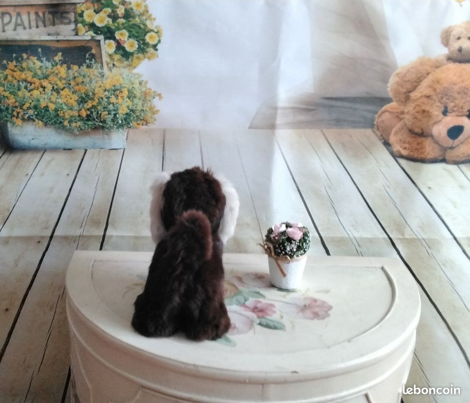 Jouet ancien chien en fausse fourrure marron et blanc (image 6)