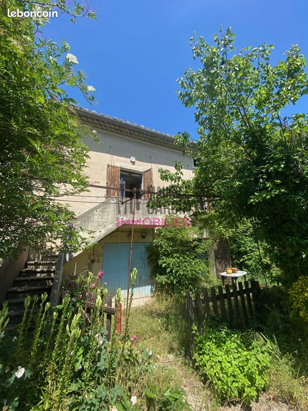 Maison 5 pièces 95 m² · à Entraigues-sur-la-Sorgue · 95 m² · 177 000 €