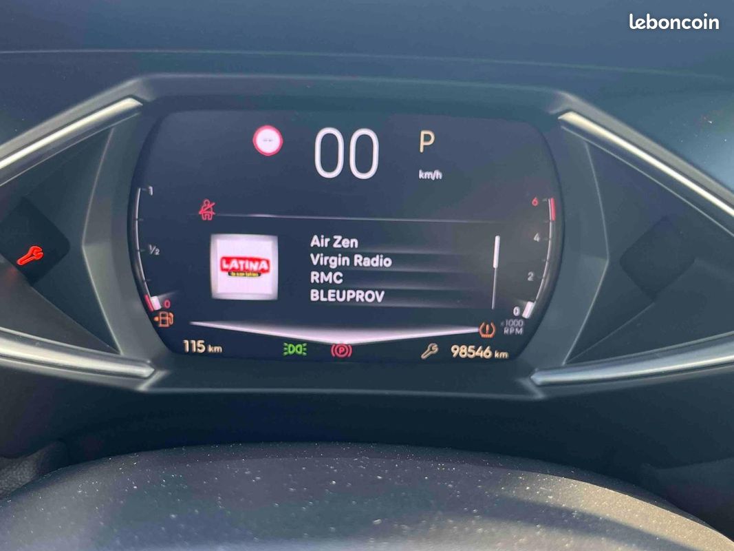 Ds DS 3 BlueHDi 130ch Performance Line + Automatique (image 18)