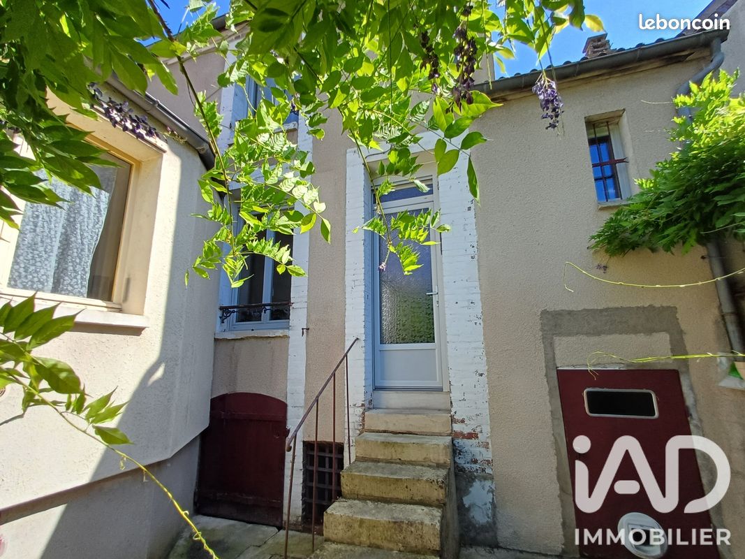 Maison 6 pièces 105 m² · à Sens · 105 m² · 160 000 €