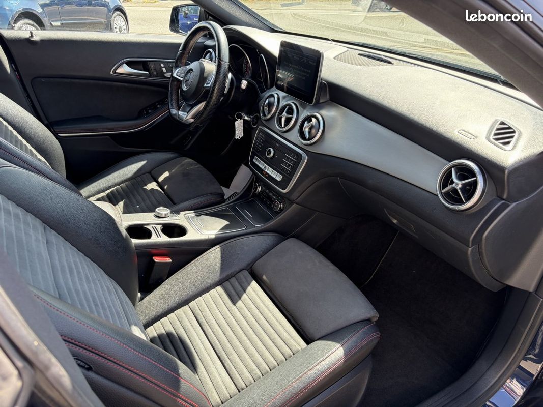 Mercedes Classe CLA Shooting Brake CLA 220 d Fascination BA7 (image 10)