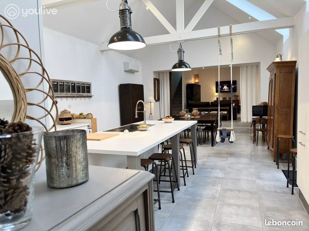 Maison 9 pièces 175 m² · à Quimper · 175 m² · 699 000 €